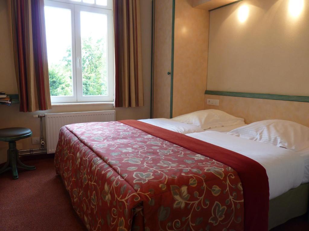 Les Tilleuls Hotel Jupille エクステリア 写真